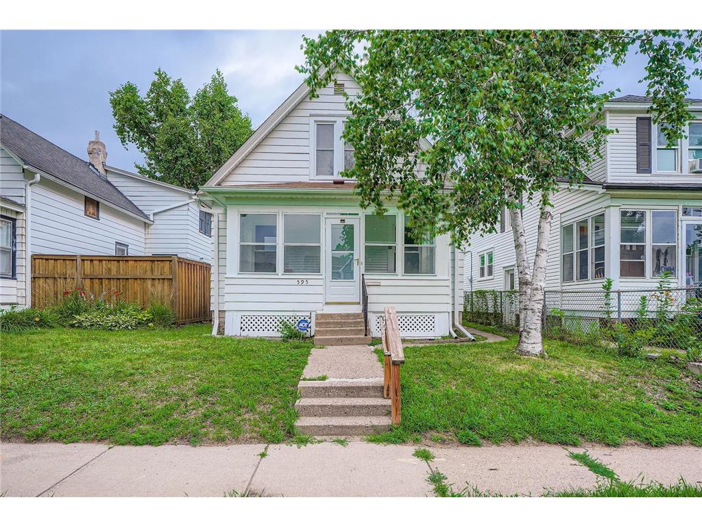 595 Hawthorne Ave Avenue E Saint Paul MN 55130 6810641 image1