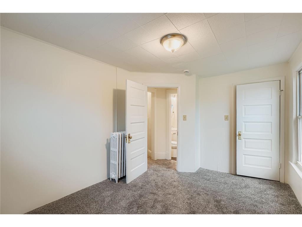 595 Hawthorne Ave Avenue E Saint Paul MN 55130 6810641 image13