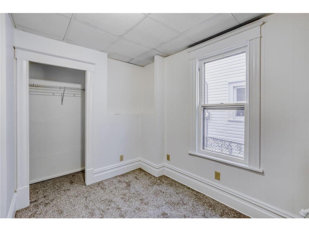 595 Hawthorne Ave Avenue E Saint Paul MN 55130 6810641 image9