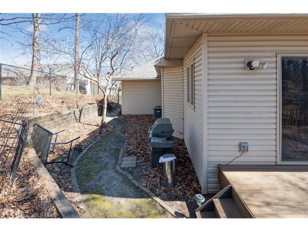 595 Mcknight Road S, Saint Paul, MN, 55119 | MLS: 6511530 | Edina Realty