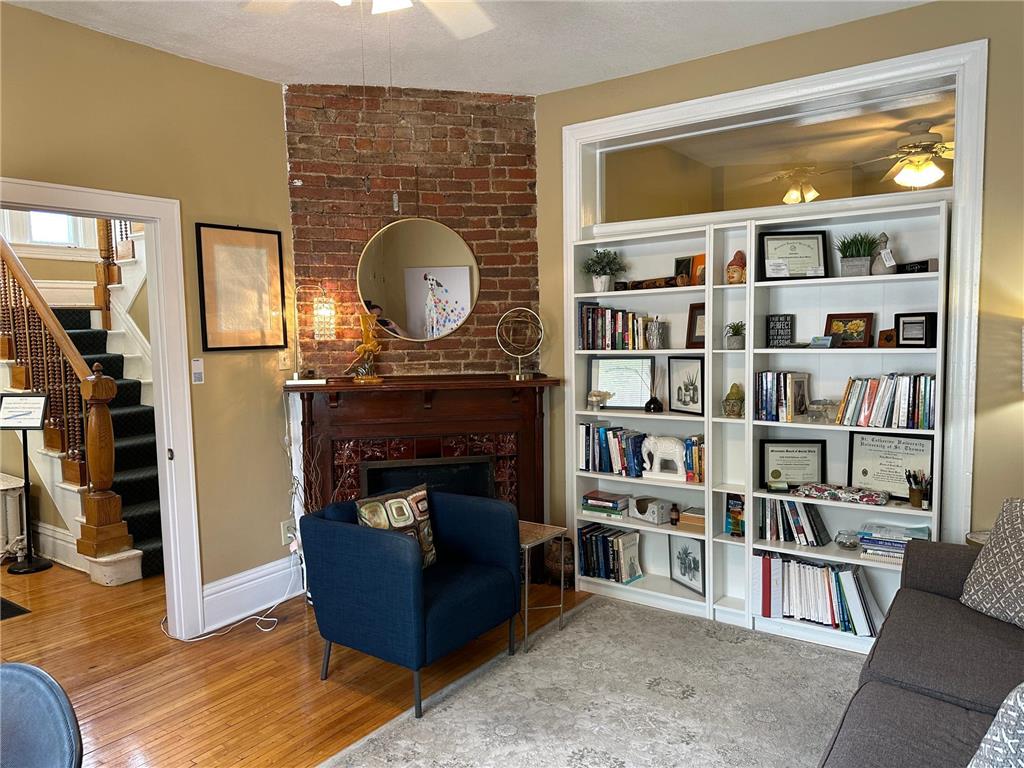 595 Selby Avenue Saint Paul MN 55102 7028812 image2