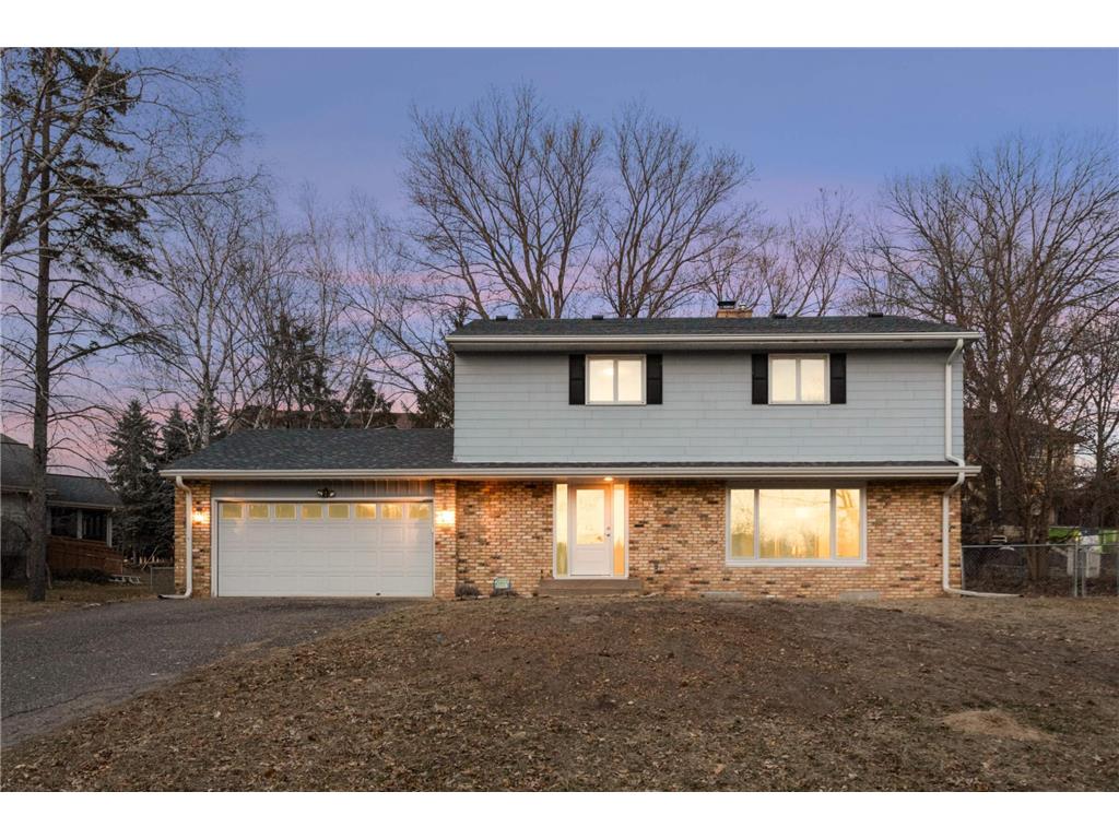 595 Suzanne Avenue Shoreview MN 55126 6447421 image1
