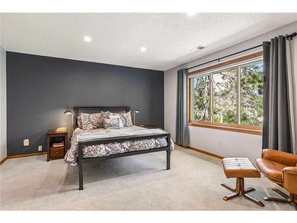 5950 Churchill Street Shoreview MN 55126 7074897 image24