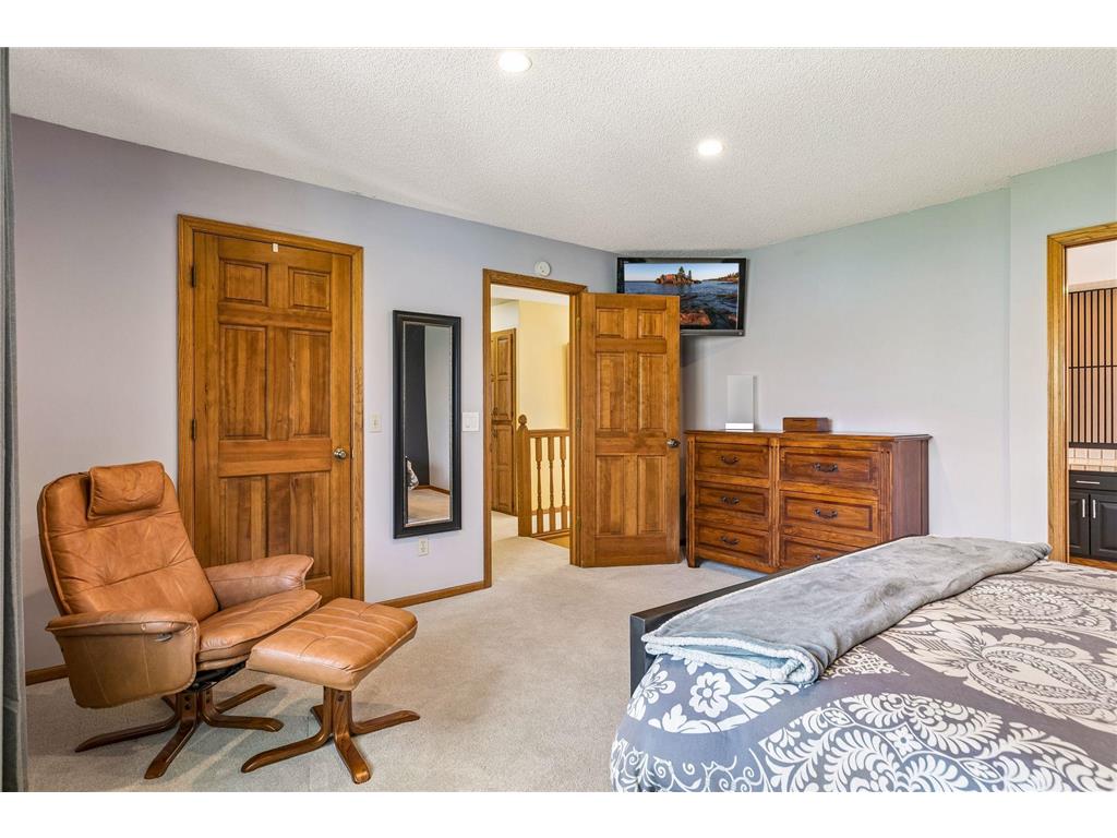 5950 Churchill Street Shoreview MN 55126 7074897 image26