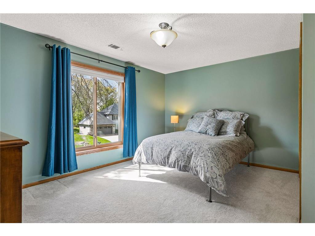 5950 Churchill Street Shoreview MN 55126 7074897 image29