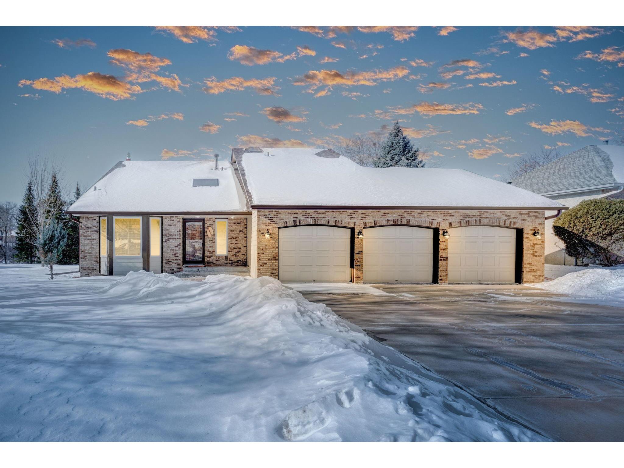 5951 Highview Place, Shoreview, MN 55126 MLS 6145163 Edina Realty