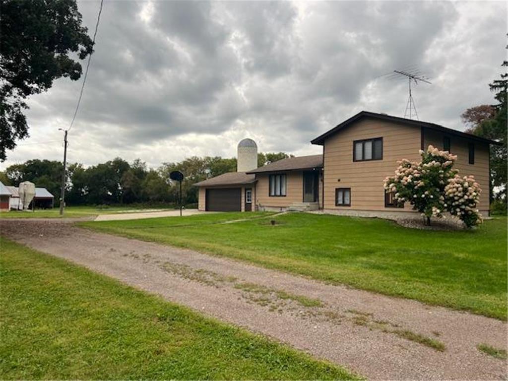 59518 300th Street Litchfield MN 55355 6784032 image1