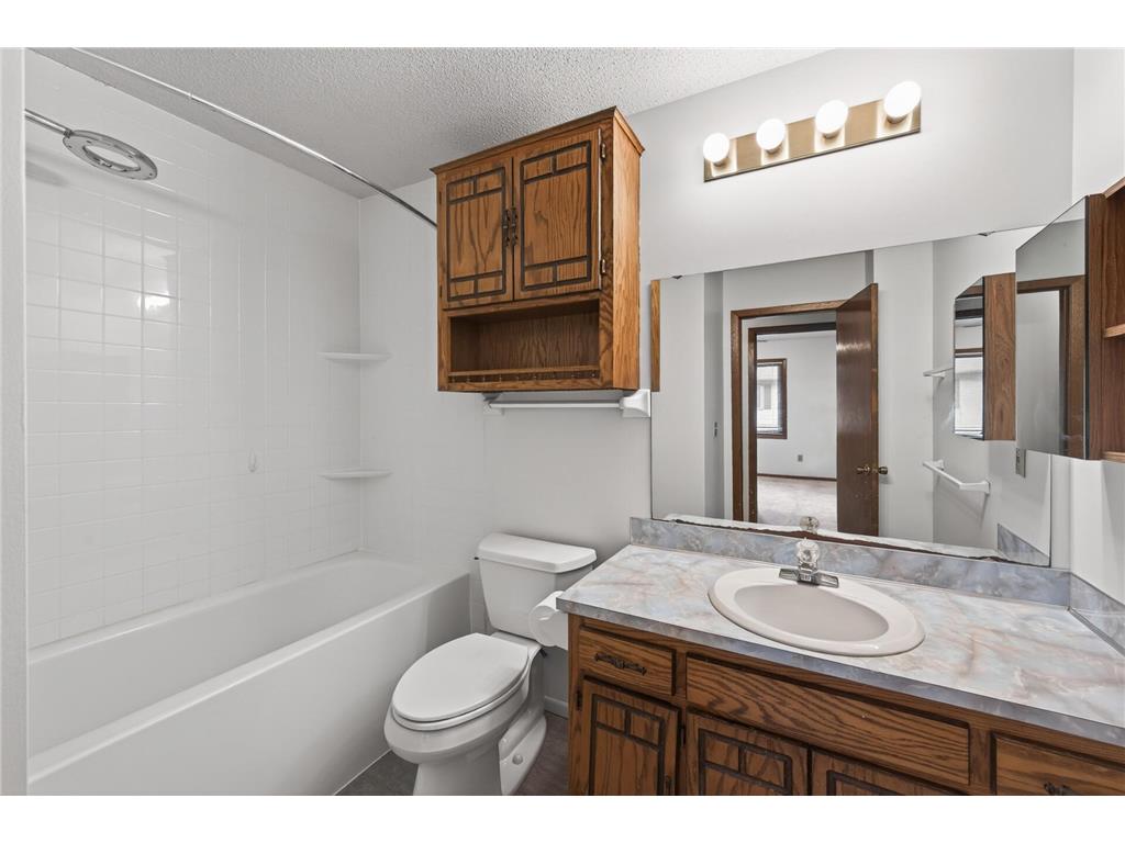 5955 Fernwood Street Shoreview MN 55126 7088844 image14