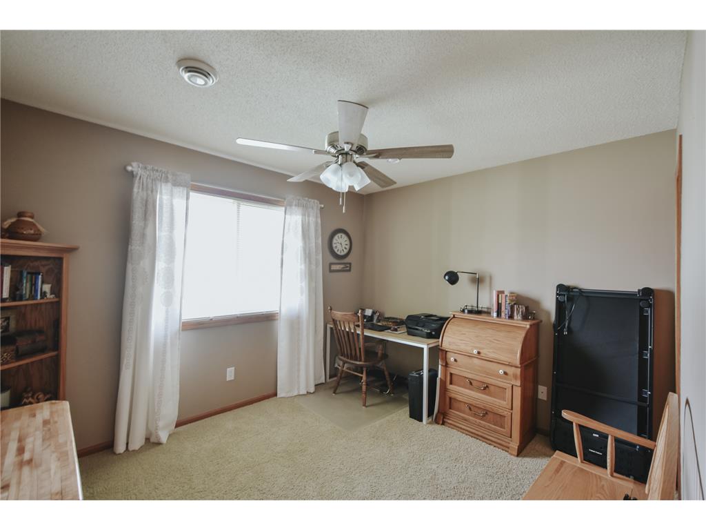 597 19th Street Zumbrota MN 55992 7094322 image12