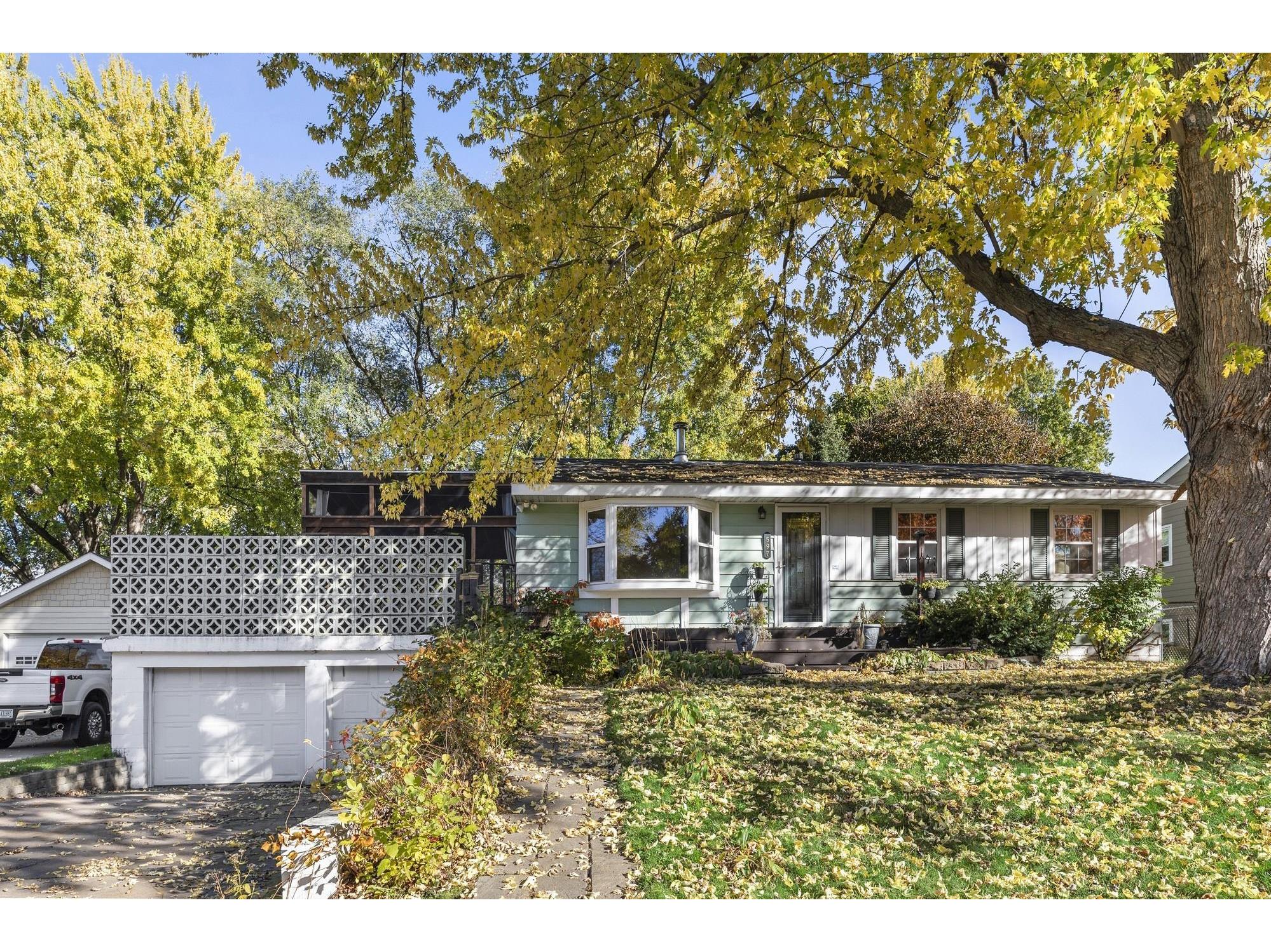 597 Esther Lane Woodbury MN 55125 6120980 image1