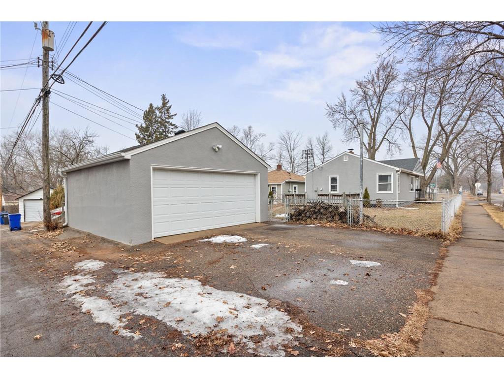 597 Flandrau Street Saint Paul MN 55106 7032174 image18