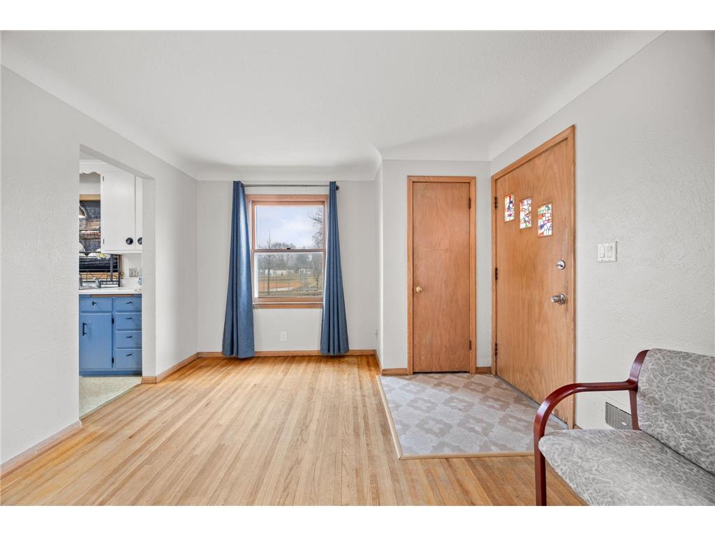 597 Flandrau Street Saint Paul MN 55106 7032174 image6