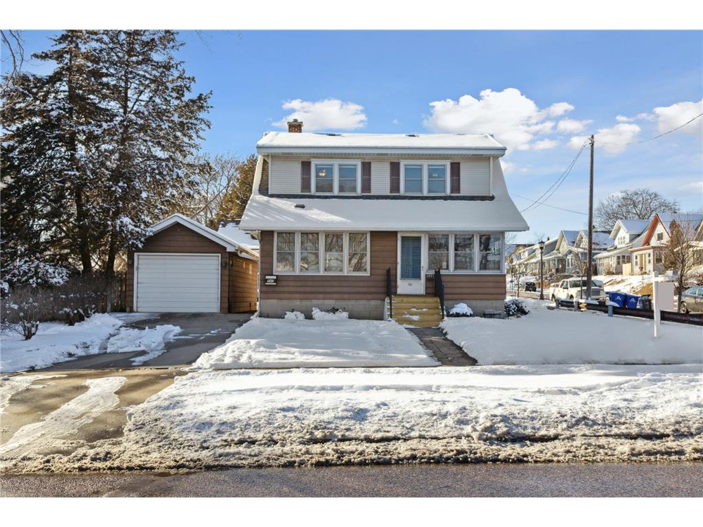 597 Lexington Parkway N Saint Paul MN 55104 6408670 image1