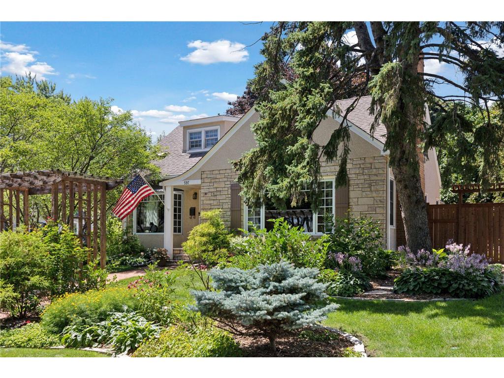 597 Pascal Street S Saint Paul MN 55116 6806869 image1