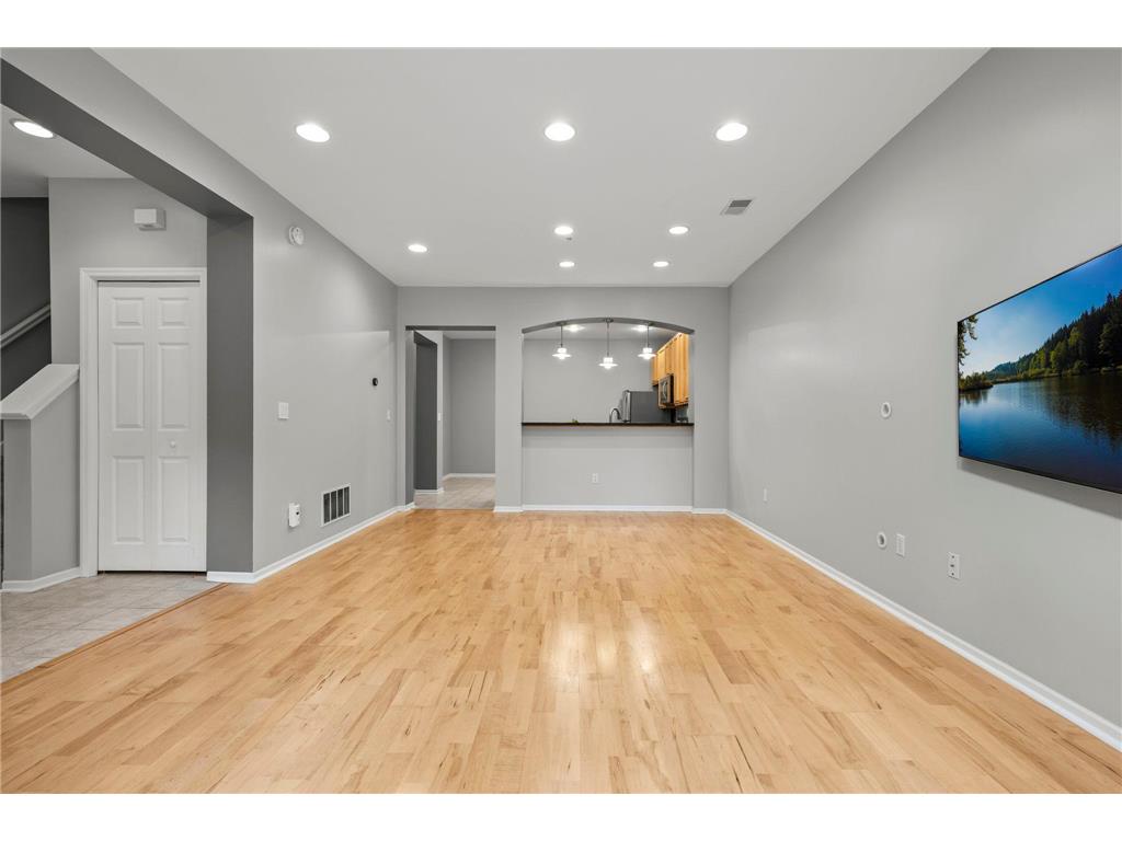 5970 W 16th Street #711 Saint Louis Park MN 55416 7046694 image4