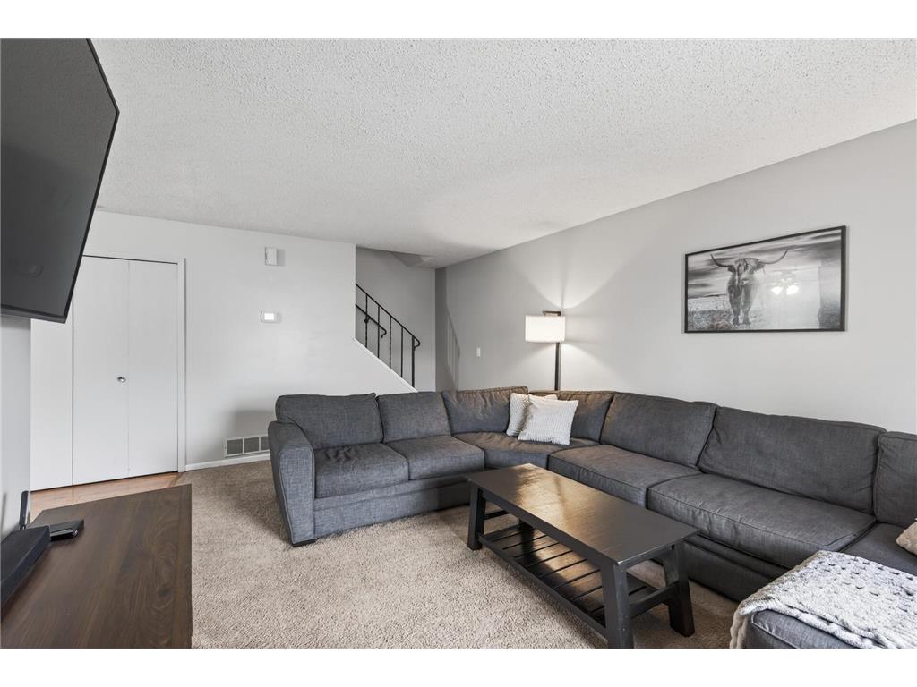 5973 Dellwood Avenue Shoreview MN 55126 7067198 image5