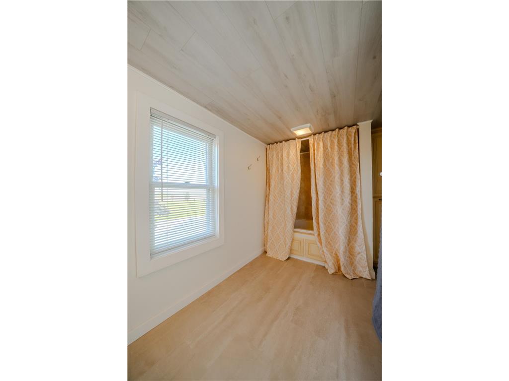 5976 County Road 141 Saint Augusta MN 56301 7076035 image30