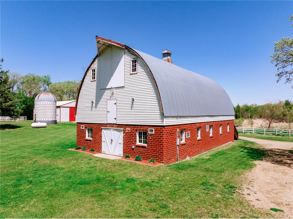 5976 County Road 141 Saint Augusta MN 56301 7076035 image57