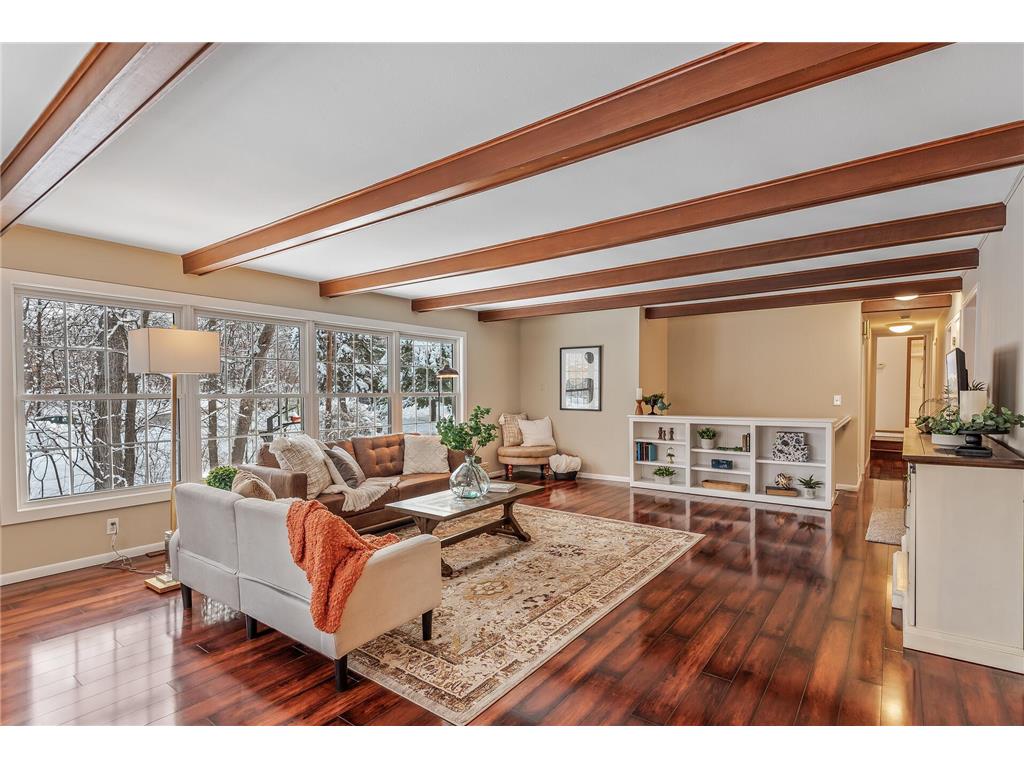 5976 Hobe Lane White Bear Twp MN 55110 - Bald Eagle 6314068 image1