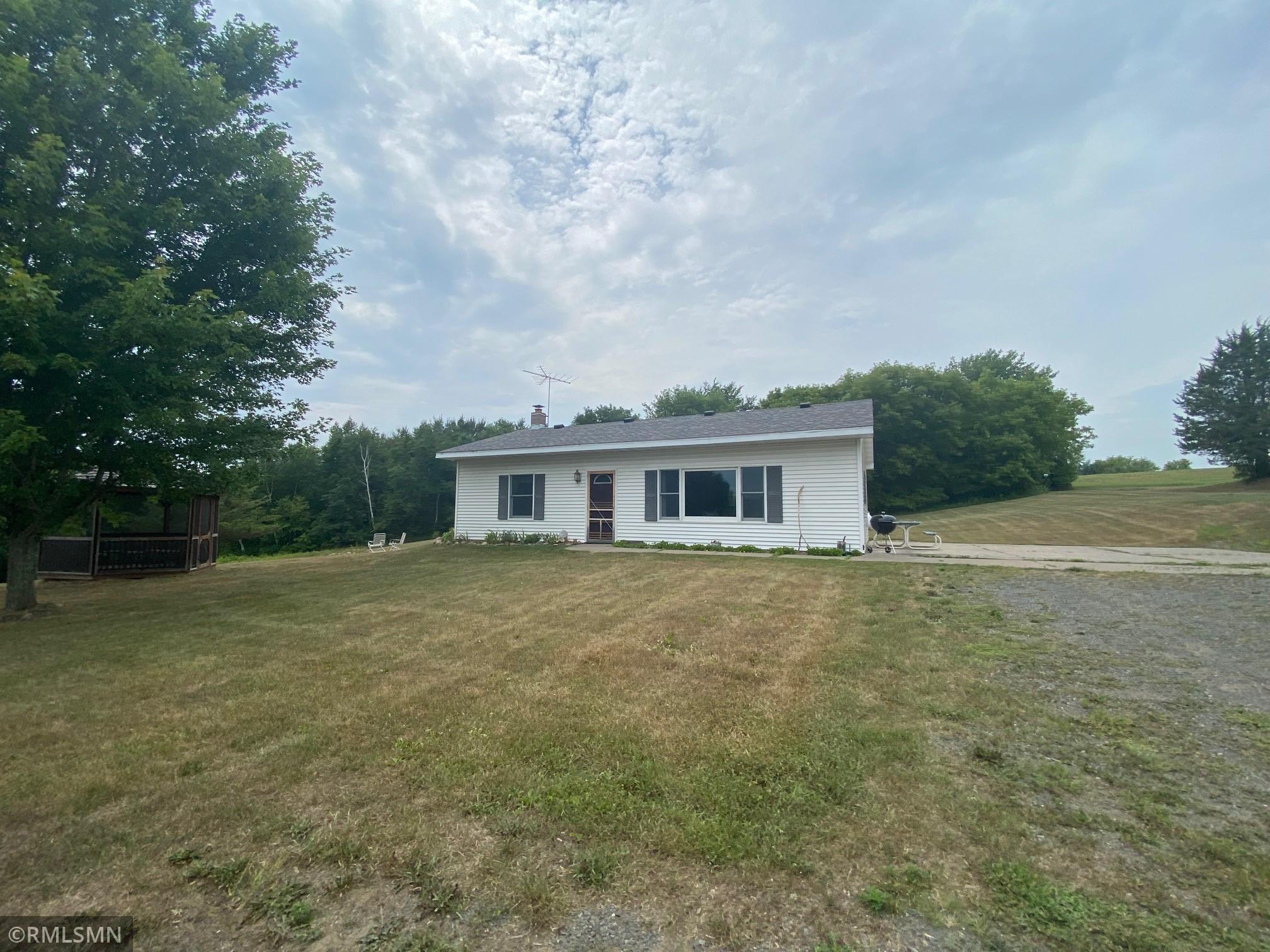 598 230th Street, Farmington Twp, WI 54020 MLS 6069035 Edina Realty