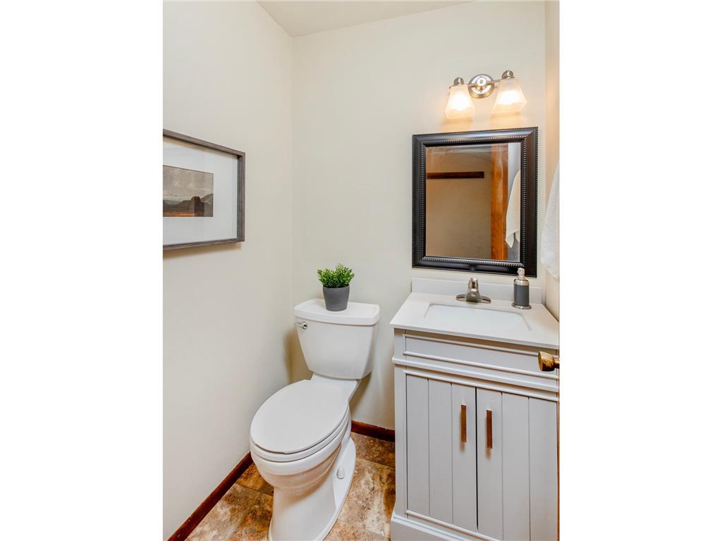 598 Clifford Street Saint Paul MN 55104 7076931 image15