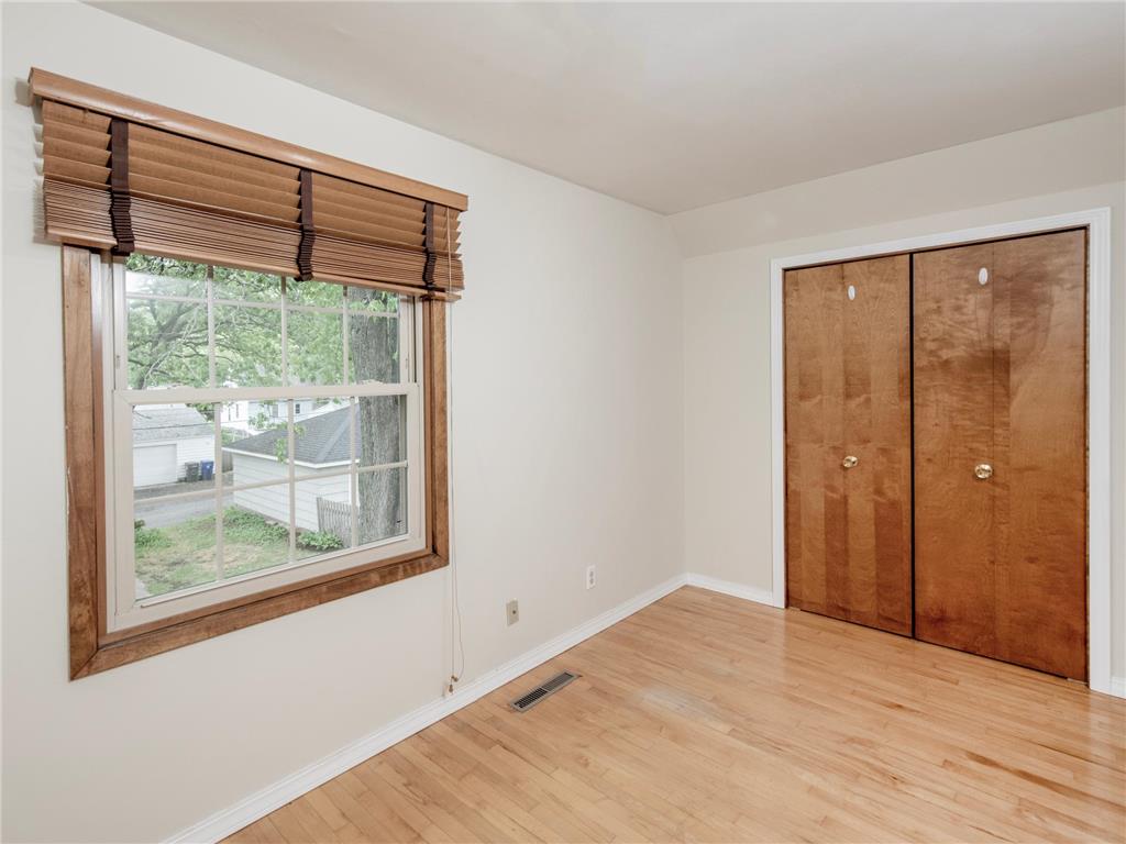 598 Clifford Street Saint Paul MN 55104 7076931 image22