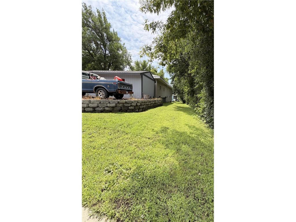 598 Prospect Avenue Windom MN 56101 7106073 image26