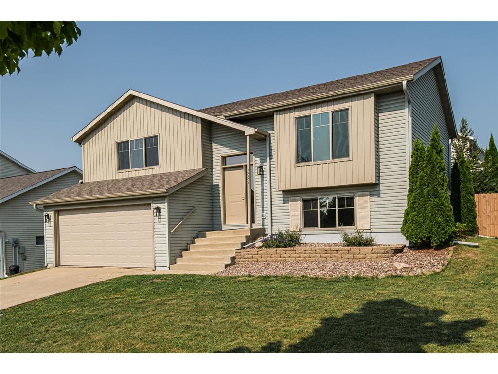 5987 Portsmouth Drive NW Rochester MN 55901 6415383 image1