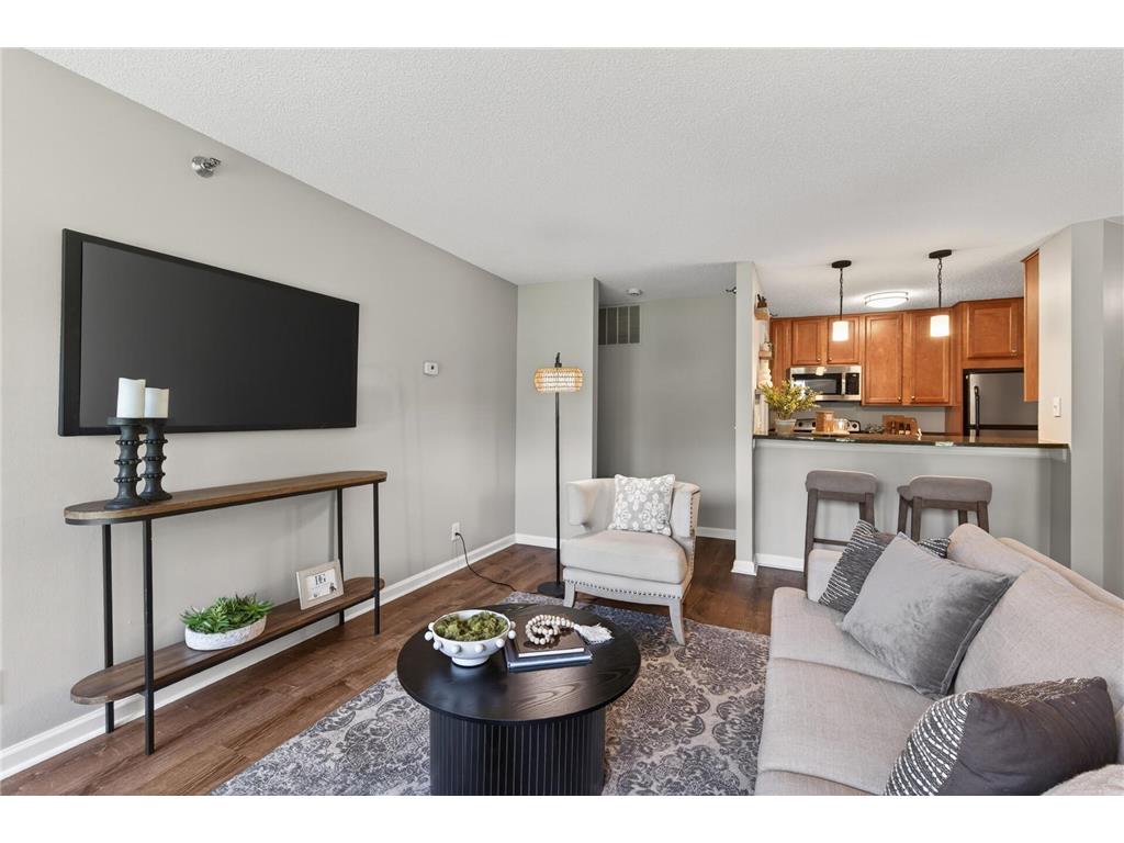 5988 Chasewood Parkway #1 Minnetonka MN 55343 7086910 image4