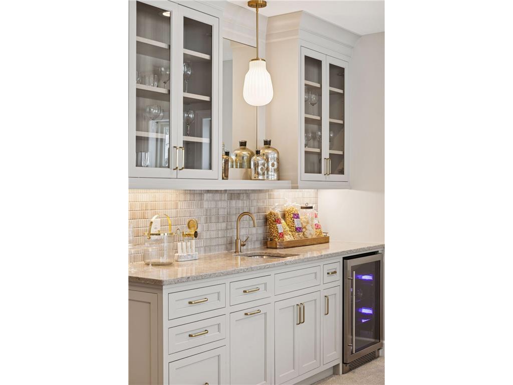 599 Harbor Court Shoreview MN 55126 - Snail 6696518 image42