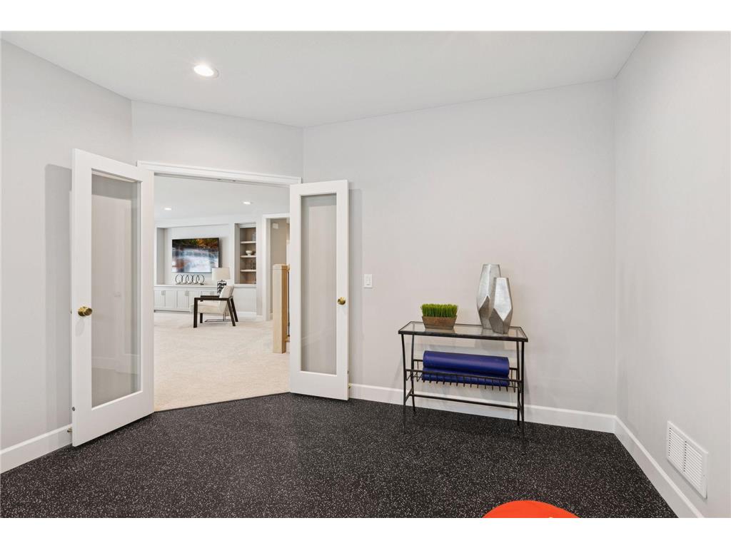 599 Harbor Court Shoreview MN 55126 - Snail 6696518 image44