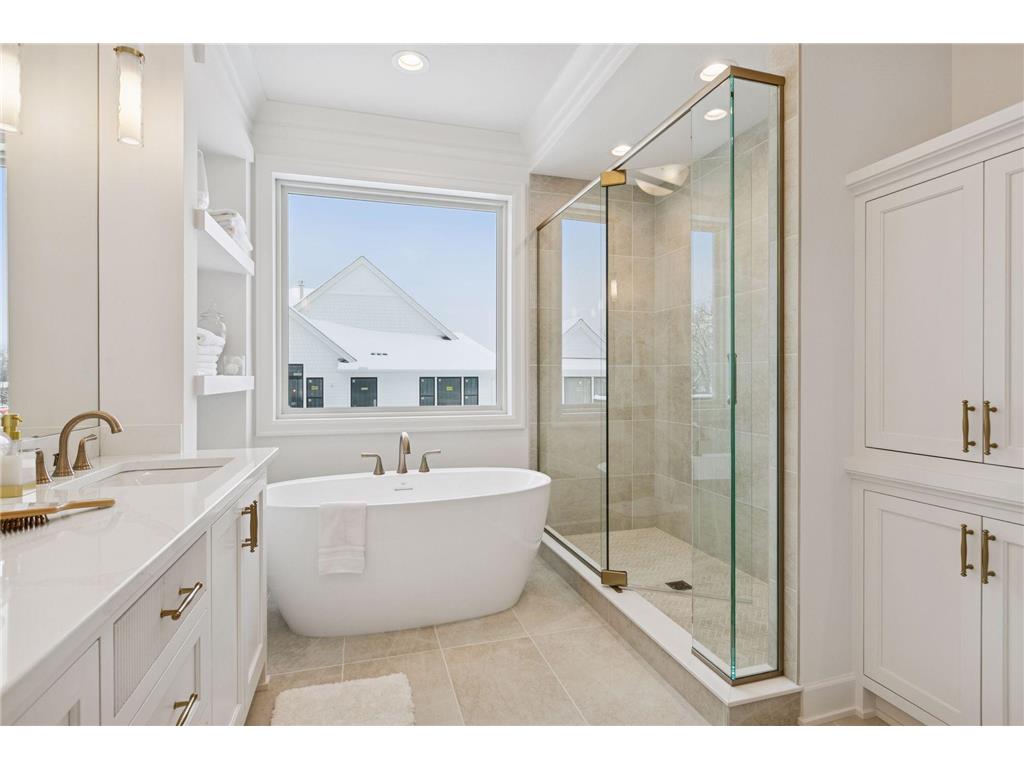 599 Harbor Court Shoreview MN 55126 - Snail 7039976 image24