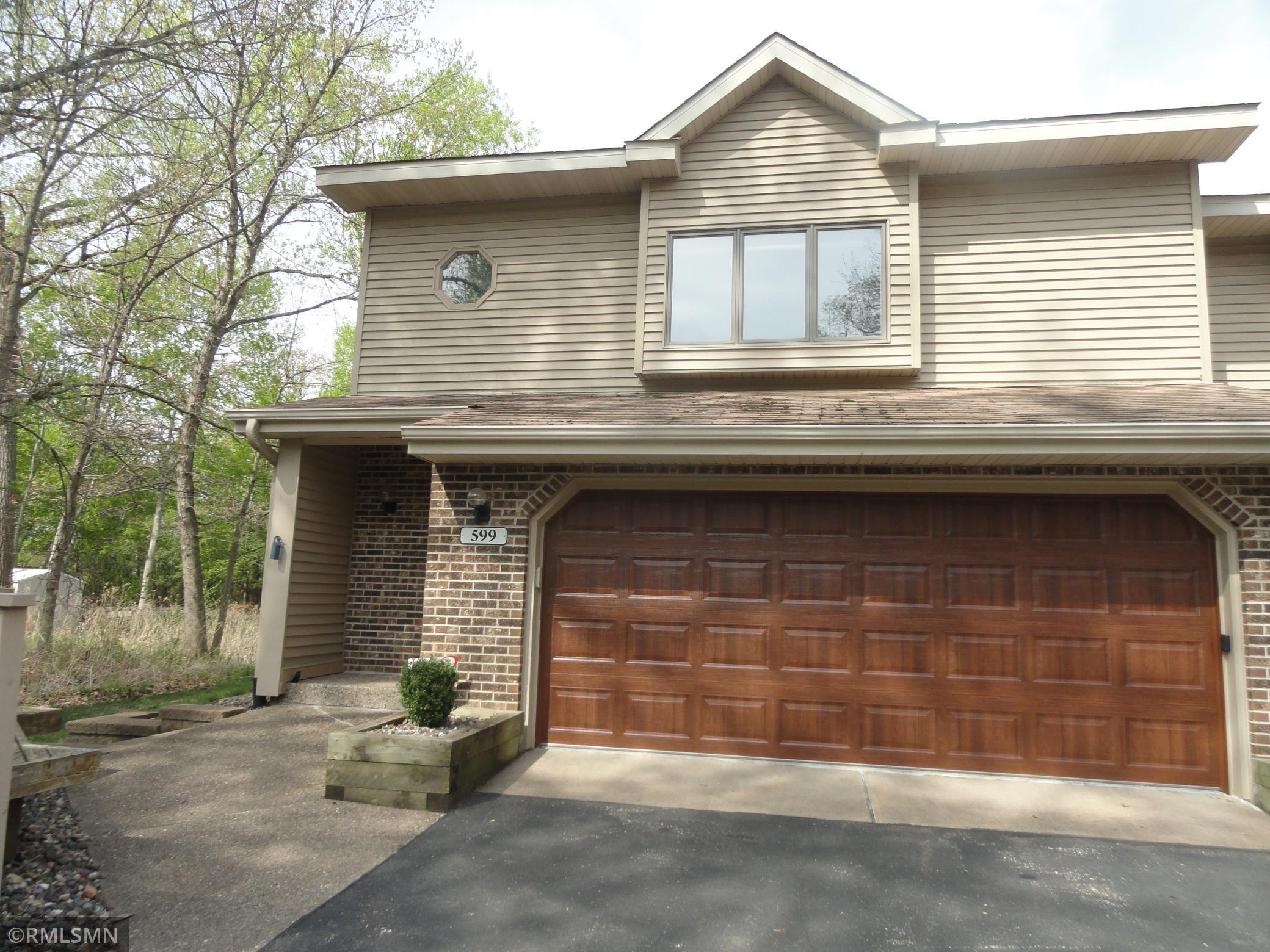 599 Sterling Street S, Maplewood, MN 55119 MLS 5750901 Edina Realty