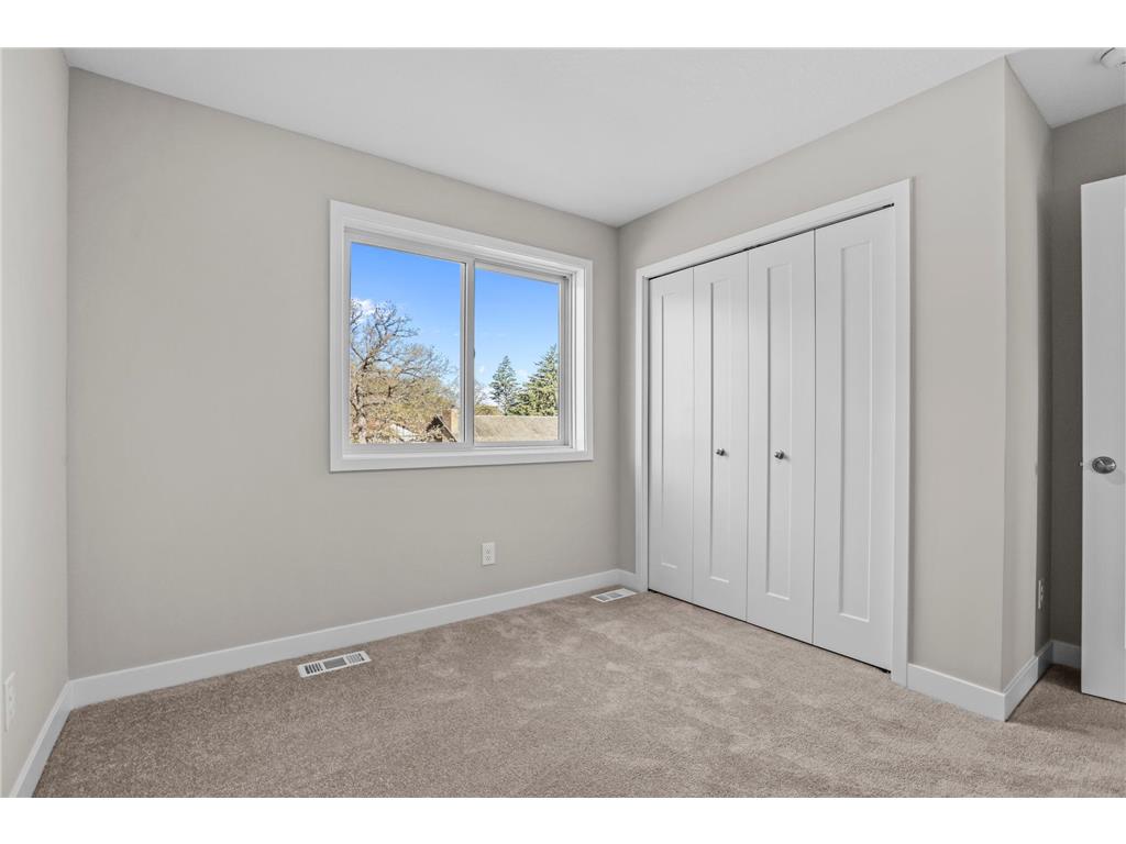 599 Stinson Boulevard New Brighton MN 55112 7070391 image25