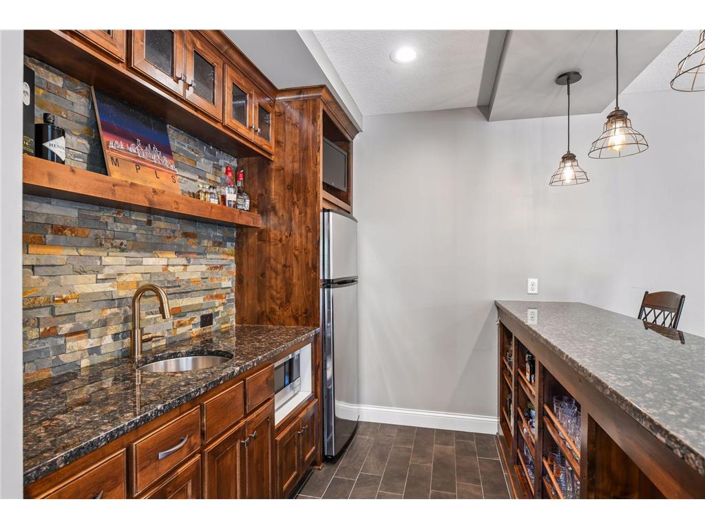 5990 Black Oaks Lane N Plymouth MN 55446 7068693 image64