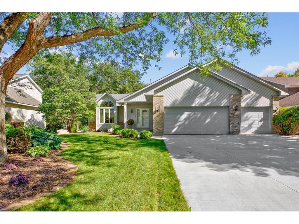 5992 N Ridge Drive Savage MN 55378 6415125 image1