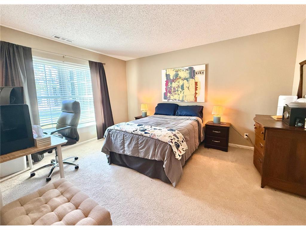 5998 Chasewood Parkway #002 Minnetonka MN 55343 7087513 image26