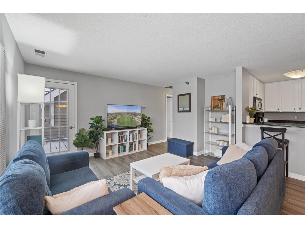 5998 Chasewood Parkway 203, MN, 55343 MLS 6470578