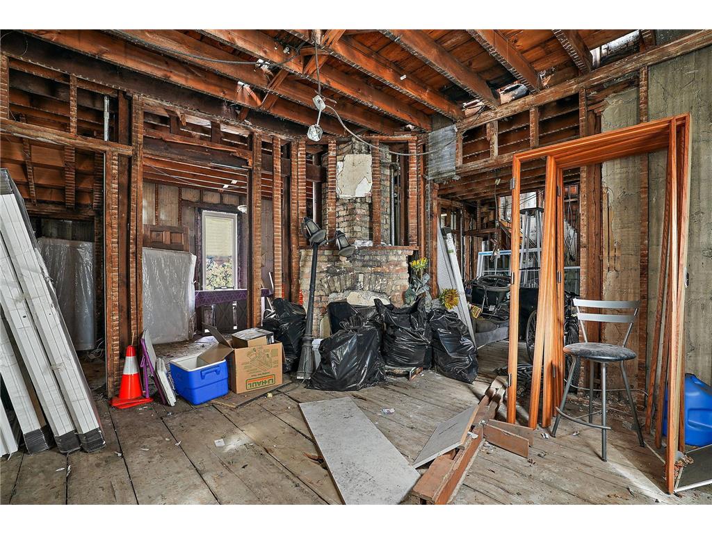 6 E 34th Street Minneapolis MN 55408 7047800 image10