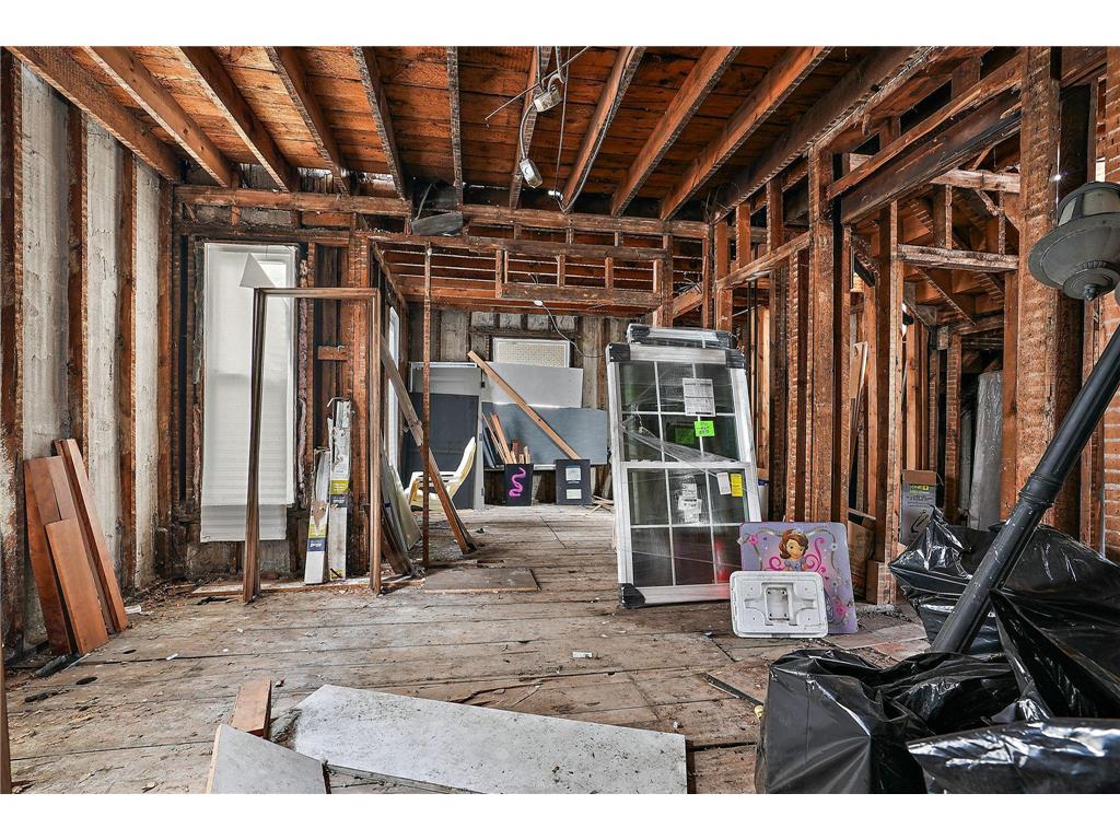 6 E 34th Street Minneapolis MN 55408 7047800 image11