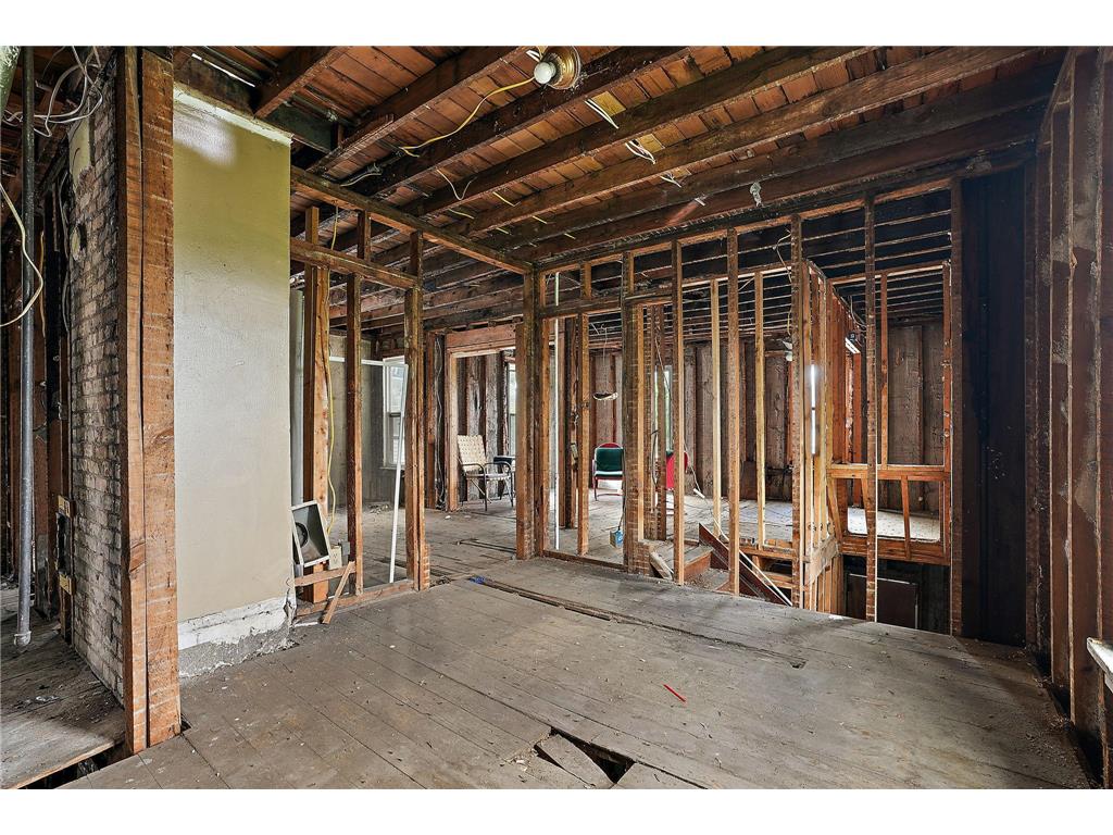 6 E 34th Street Minneapolis MN 55408 7047800 image13