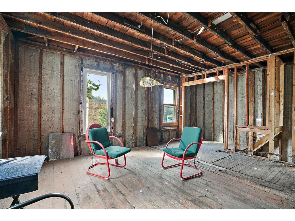6 E 34th Street Minneapolis MN 55408 7047800 image16