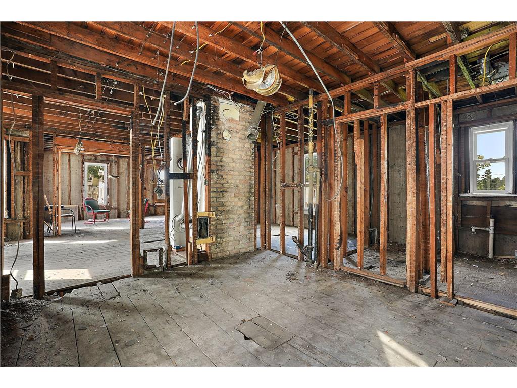 6 E 34th Street Minneapolis MN 55408 7047800 image18