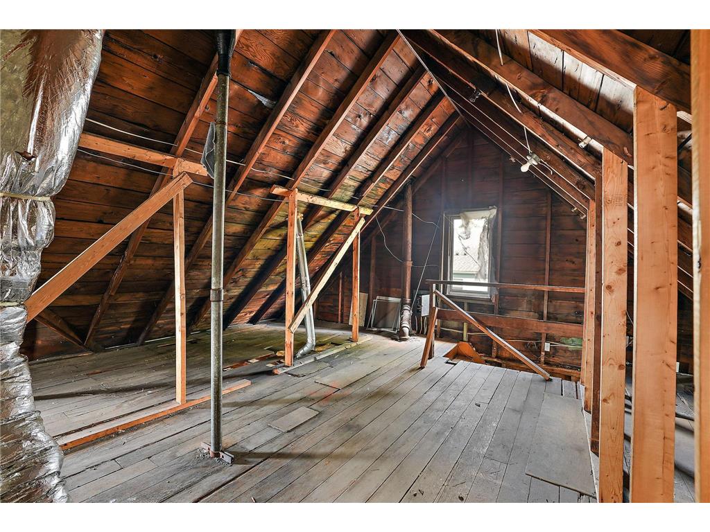 6 E 34th Street Minneapolis MN 55408 7047800 image20