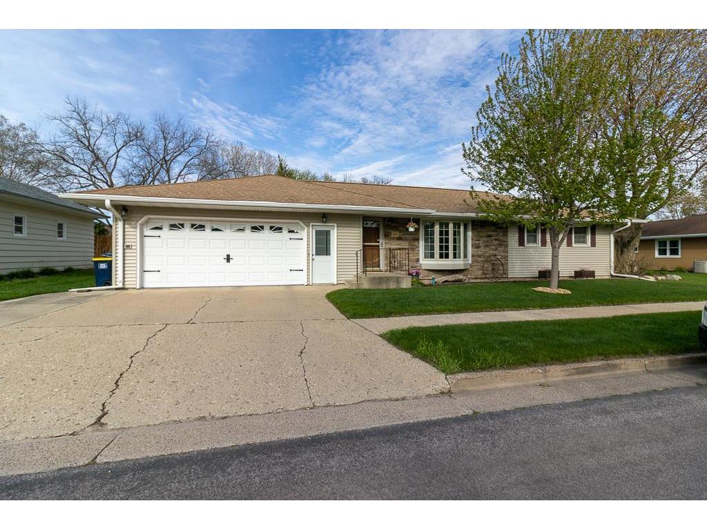 6 Hazelwood Avenue New Ulm MN 56073 7075981 image1