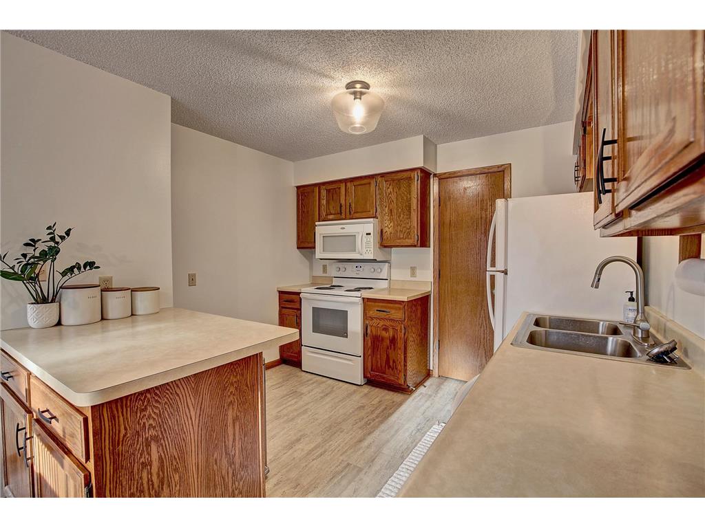 6 Marie Avenue E #C West Saint Paul MN 55118 7049390 image15