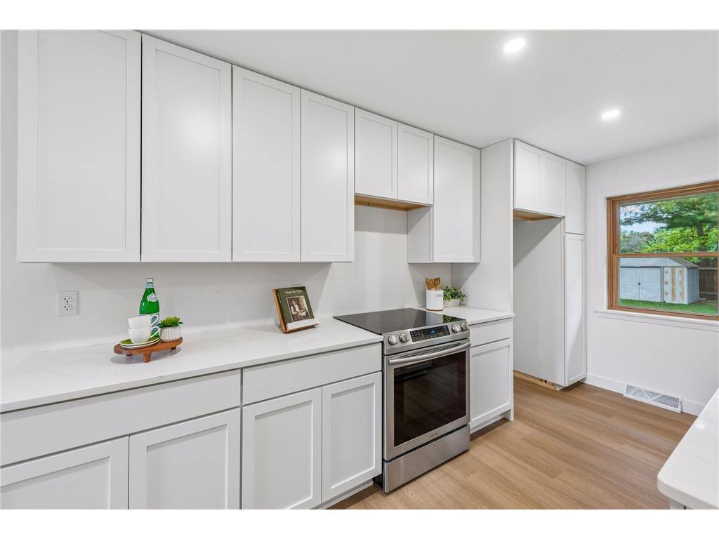 6 Mission Lane Bloomington MN 55420 7081508 image12