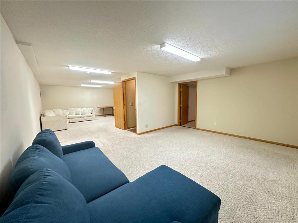 6 Oak Ridge Trail Circle Pines MN 55014 7095299 image24