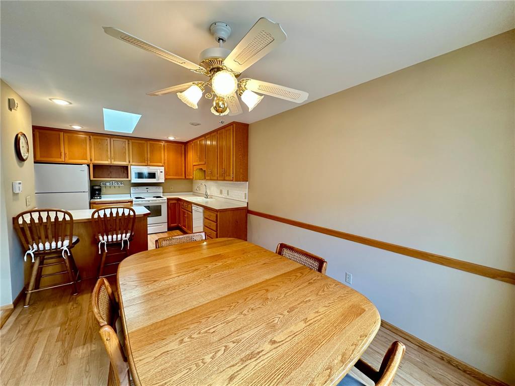 6 Oak Ridge Trail Circle Pines MN 55014 7095299 image4