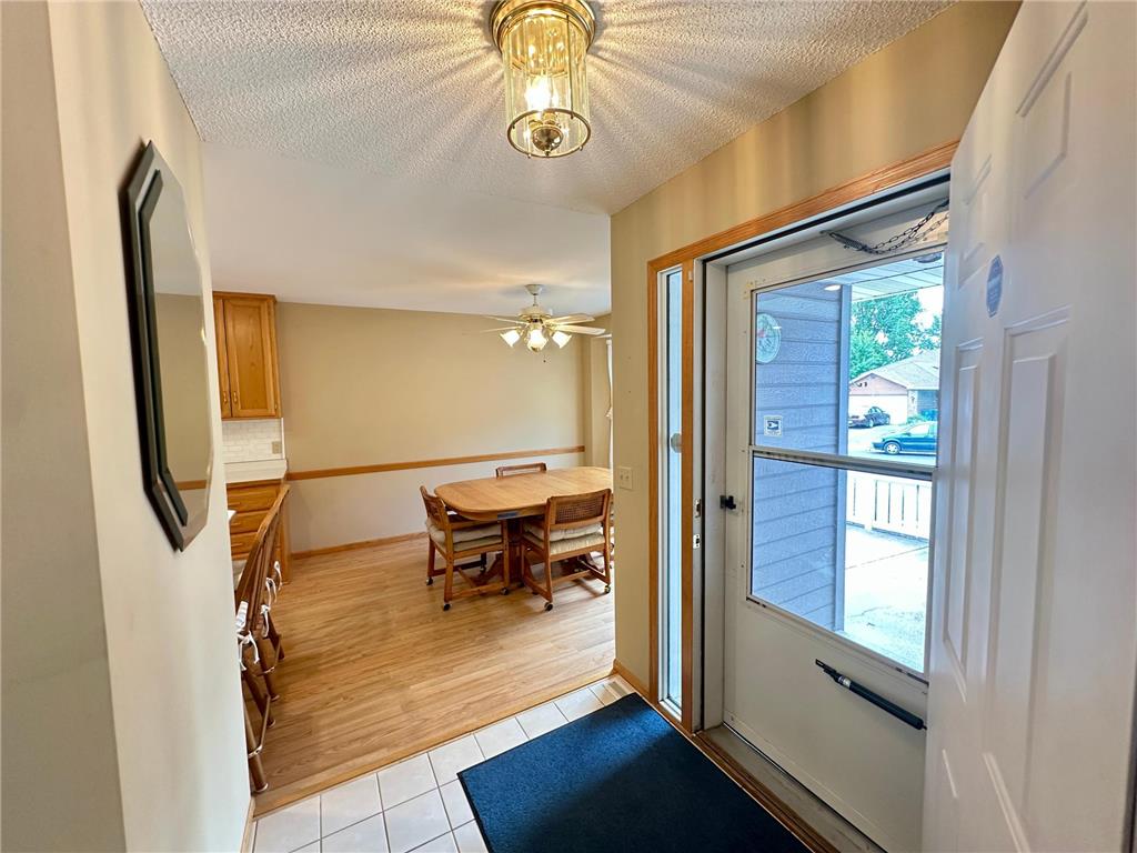6 Oak Ridge Trail Circle Pines MN 55014 7095299 image7